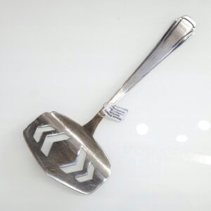 Posrebrzana łopatka do serwowania, ażurowy krótki czerpak