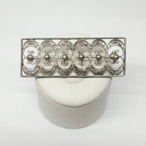 Srebrna ażurowa broszka z filigranu, srebro pr. 0,835 prostokątna ażurowa