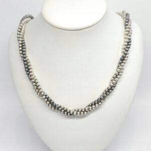 Srebrny naszyjnik kulki, srebro pr. 0,925 obw. 43cm