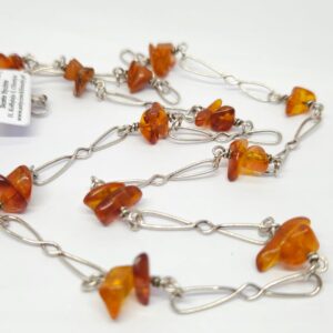 Srebrny naszyjnik z bursztynami, srebro pr. 0,800, obw. 70,5cm