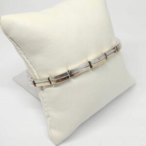 b1fa5f4a20e1dc95d06eef2747d631d9