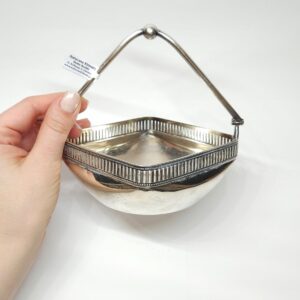 ecc978bb7a7b1e603171543d09e1db0f