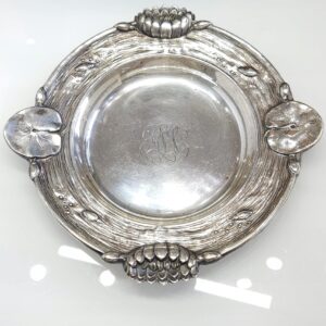 1ad4c0292789e58d7ddddb5d4f7a36a5