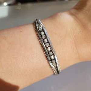 08bf08af10c89a4b0452013dd503a251