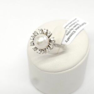 4b4fe2f51310c029fdf8e2f4610e3749