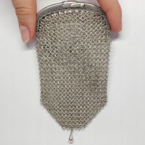 2933b851a2e615f443c6d6b9dec9a4c3