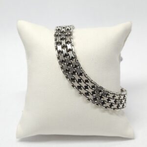 6c381f77c74837f3b8bc7478da915707