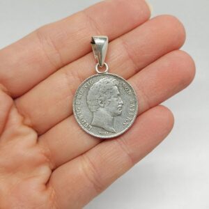 8b066dc808d34a5177acb07f70d9099a