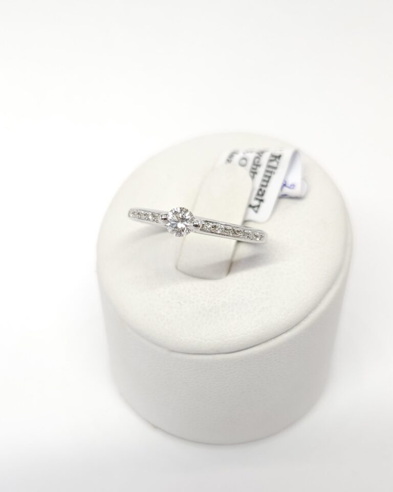 f87f34b8e382db067b5b445bb8bea6a9