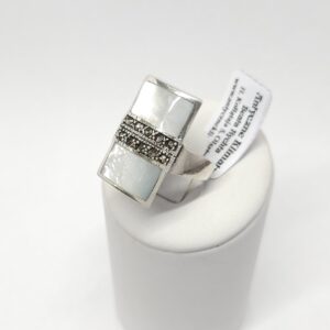 2f10de96e7cb3a0ff7324a3d3aa3a033