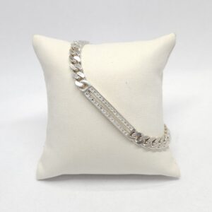 b05a6ef699bc1e34c7ccaae943226943