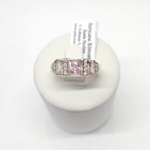 c940f3333f22e96fd1b6b7ff83e3183f