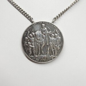 548d24b3f32921998e6a34a108796e2b